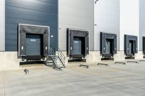 Hala industriala depozitare si productie la 2710 mp