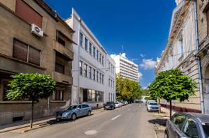 Clădire ultracentrală de vânzare Bulevardul Decebal Comision 0
