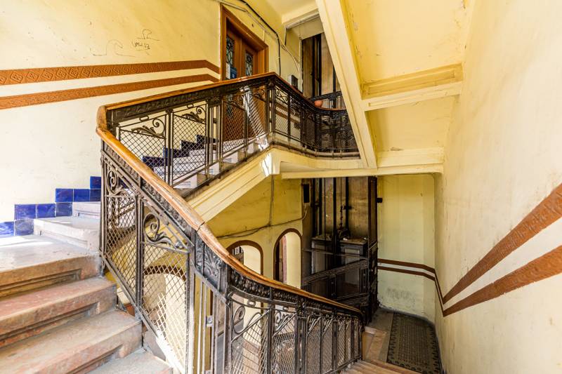 Apartament cu 2 camere la etajul 1 în clădire reabilitată