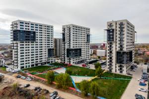 XCity Towers: 3 camere modern, etaj 2, living generos