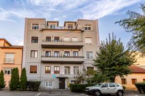 Apartament central - 84 mp utili - etaj 1 - COMISION 0
