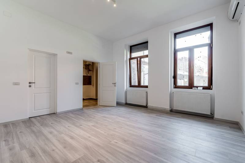 Central Arad | 43 mp | renovat