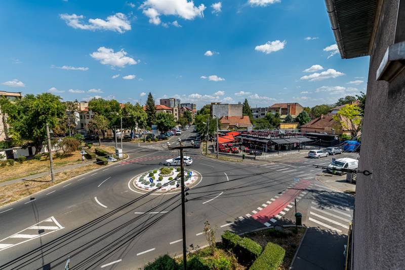 Apartament 2 camere, la etajul 2, Vasile Milea/I.C. Brătianu