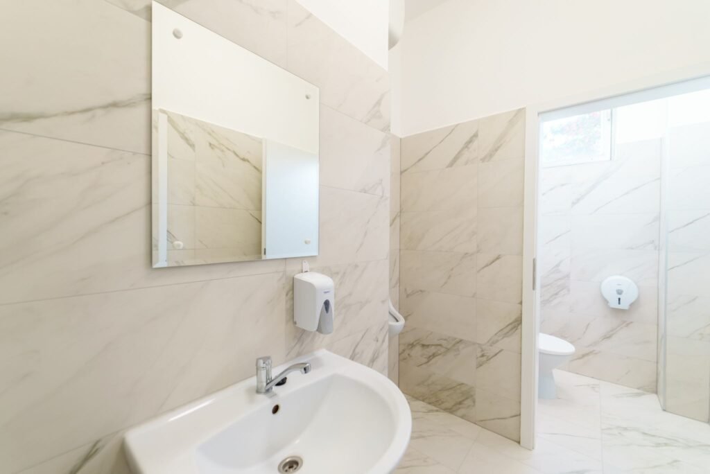 Arbema Office Arad. Birouri de închiriat De închiriat Arbema Office Arad. Birouri de închiriat în zona Aurel Vlaicu 29 camere Arad 10