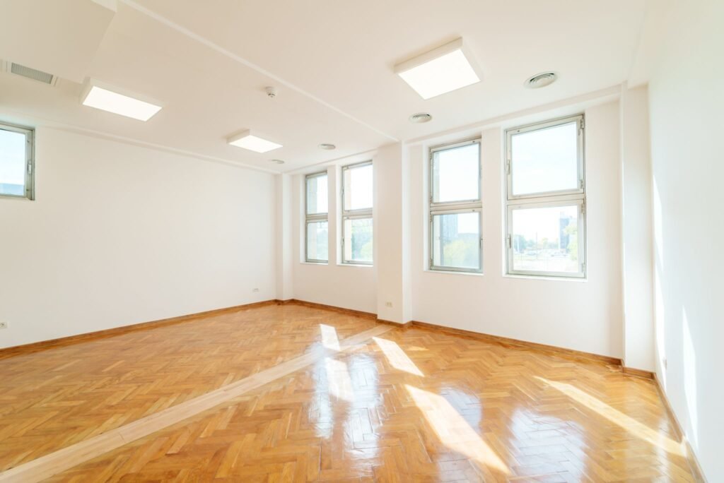Arbema Office Arad. Birouri de închiriat De închiriat Arbema Office Arad. Birouri de închiriat în zona Aurel Vlaicu 29 camere Arad 3