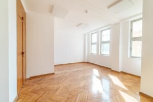 Arbema Office Arad. Birouri de închiriat De închiriat Arbema Office Arad. Birouri de închiriat. în zona Aurel Vlaicu 29 camere Arad 14