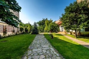 Casă boierească în zonă centrală De vânzare Casa boiereasca in zona centrala în zona Ultracentral 12 camere 4 dormitoare Arad 1