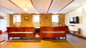 Casă boierească în zonă centrală De vânzare Casă boierească în zonă centrală în zona Ultracentral 12 camere 4 dormitoare Arad 5