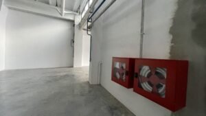 Hală de depozitare si productie De închiriat Hală de depozitare si productie în zona Nord 3 camere Arad 2