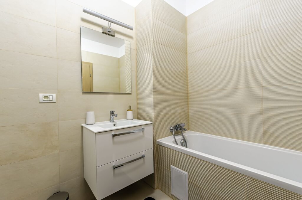 De vânzare VÂNDUT-Apartament nou cu 2 camere spațios Adora Park în zona UTA 2 camere 1 dormitor Arad 10