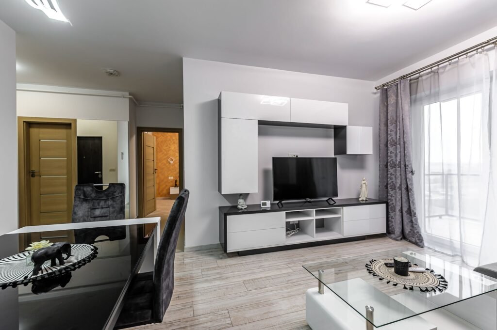De vânzare VÂNDUT-Apartament nou cu 2 camere spațios Adora Park în zona UTA 2 camere 1 dormitor Arad 3