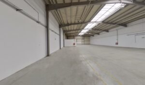 Hala industrială 727 mp De vânzare Hala industrială 707 mp în zona Exterior Sud 2 camere Arad 7