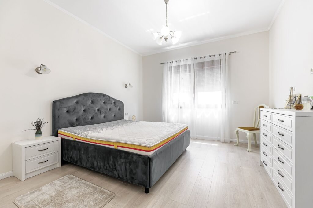 De vânzare Vilă nouă superbă tip mediteranean, zona Tabacovici în zona Aradul Nou 4 camere 3 dormitoare Arad 8