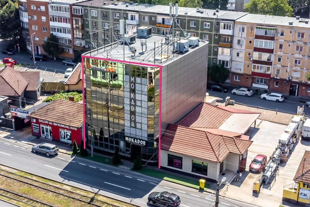 De vânzare Cladire de birouri de vanzare. Comision 0% la cumparare în zona Micalaca 19 camere Arad 1
