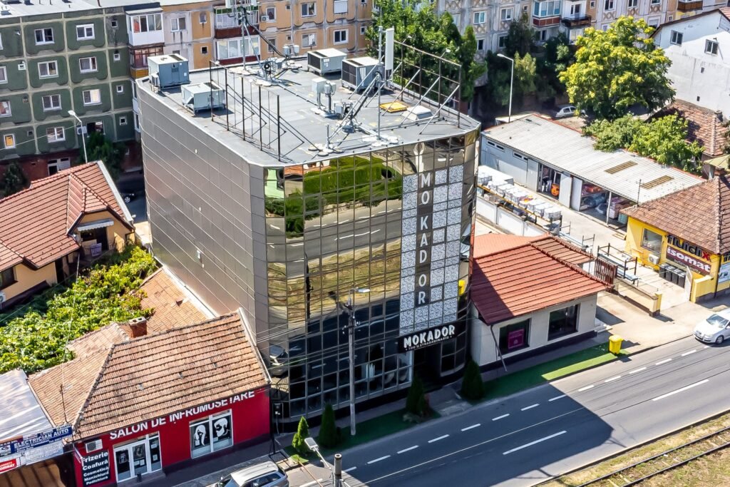 De vânzare Cladire de birouri de vanzare. Comision 0% la cumparare în zona Micalaca 19 camere Arad 4