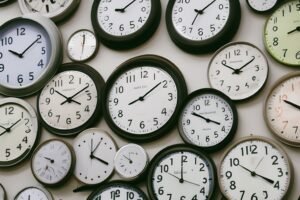 Sincronicitate, Numerologie, Timming în Vânzarea Imobilului