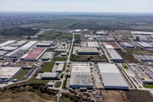 Birouri Premium de 304 mp în Zona Industrială Vest Arad De închiriat 304 mp de Birouri Premium în Zona Industrială Vest în zona Exterior Vest 5 camere Arad 11