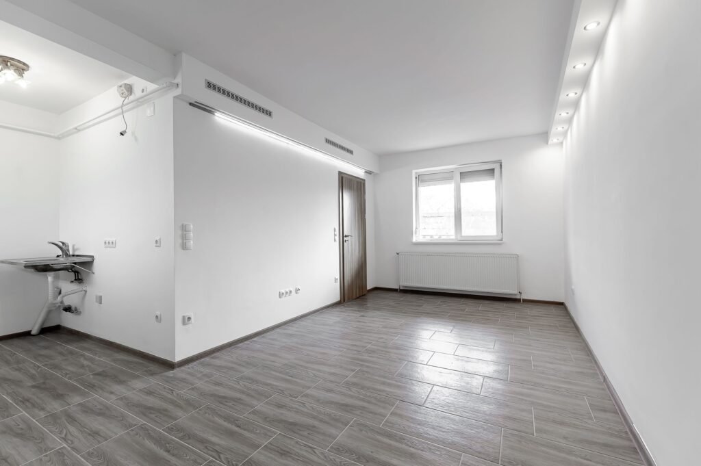 De vânzare Apartament 2 camere str.Abatorului REZERVAT în zona Parneava 2 camere 1 dormitor Arad 3