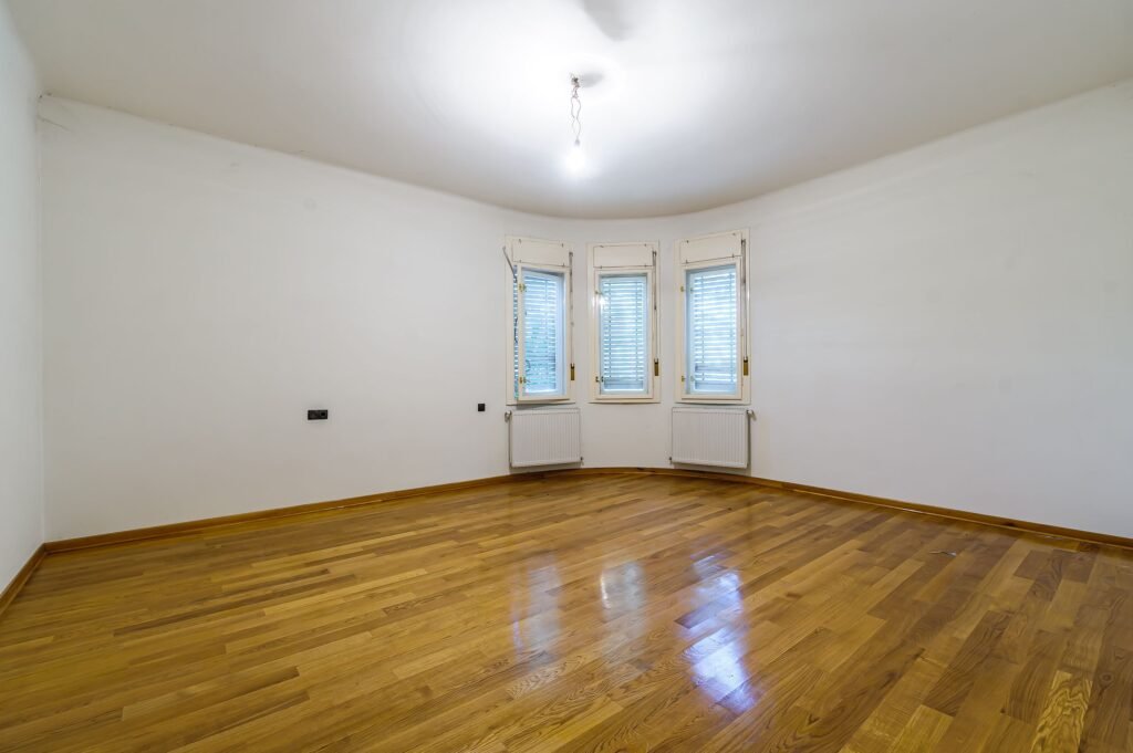 De vânzare Proprietate Vândută Apartament la casă tip duplex pe Strada 9 Mai în zona Central 3 camere 2 dormitoare Arad 3