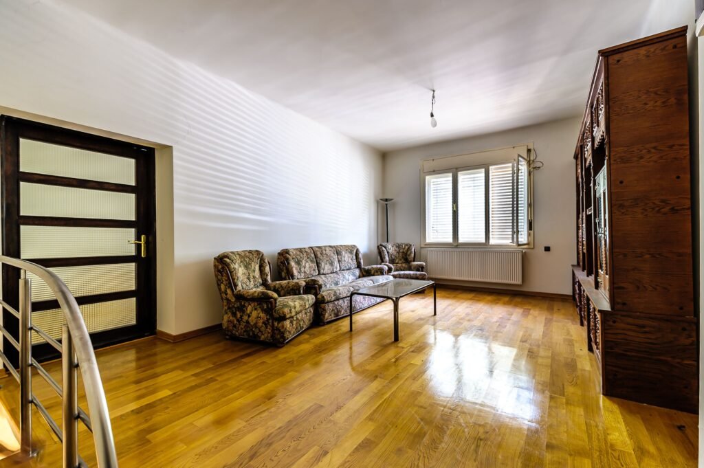De vânzare Proprietate Vândută Apartament la casă tip duplex pe Strada 9 Mai în zona Central 3 camere 2 dormitoare Arad 6