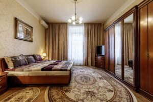De închiriat apartament cu 2 camere central De închiriat De închiriat apartament cu 2 camere central în zona Central 2 camere 1 dormitor Arad 3