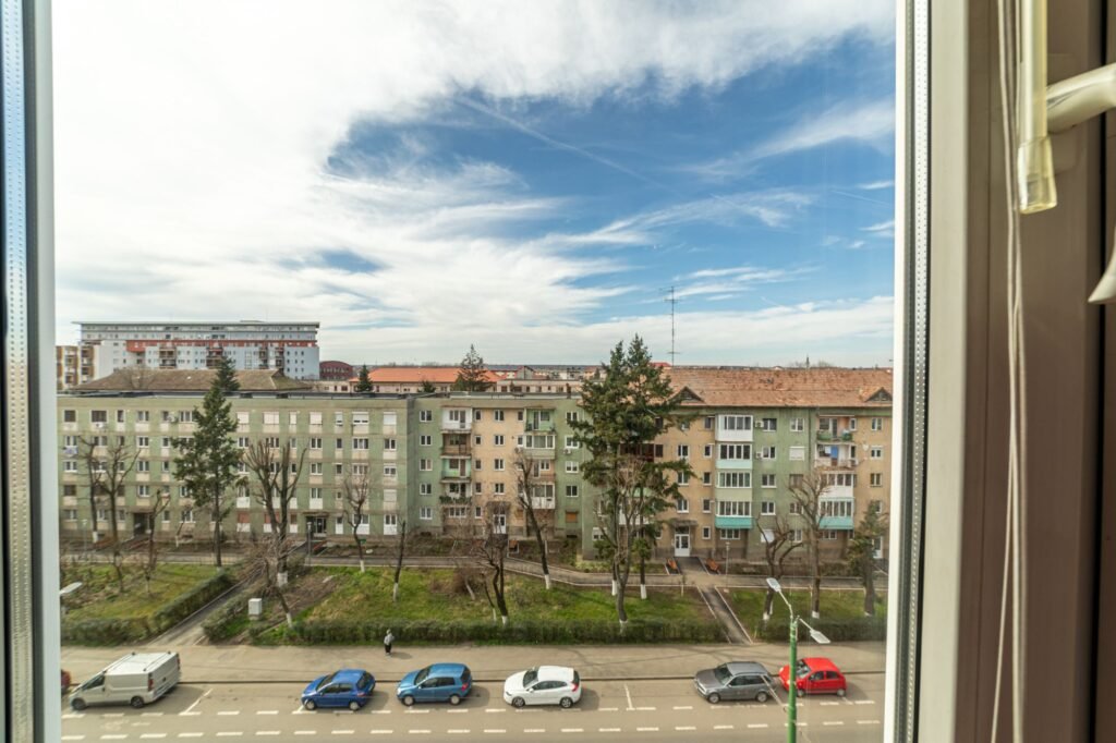 De vânzare Apartament decomandat cu 2 camere zona Boul Roșu în zona Boul Rosu 2 camere 1 dormitor Arad 8