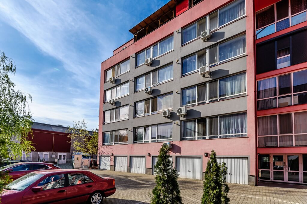De vânzare Apartament modern cu 2 camere, în cartierul ARED UTA, Arad în zona UTA 2 camere 1 dormitor Arad 9