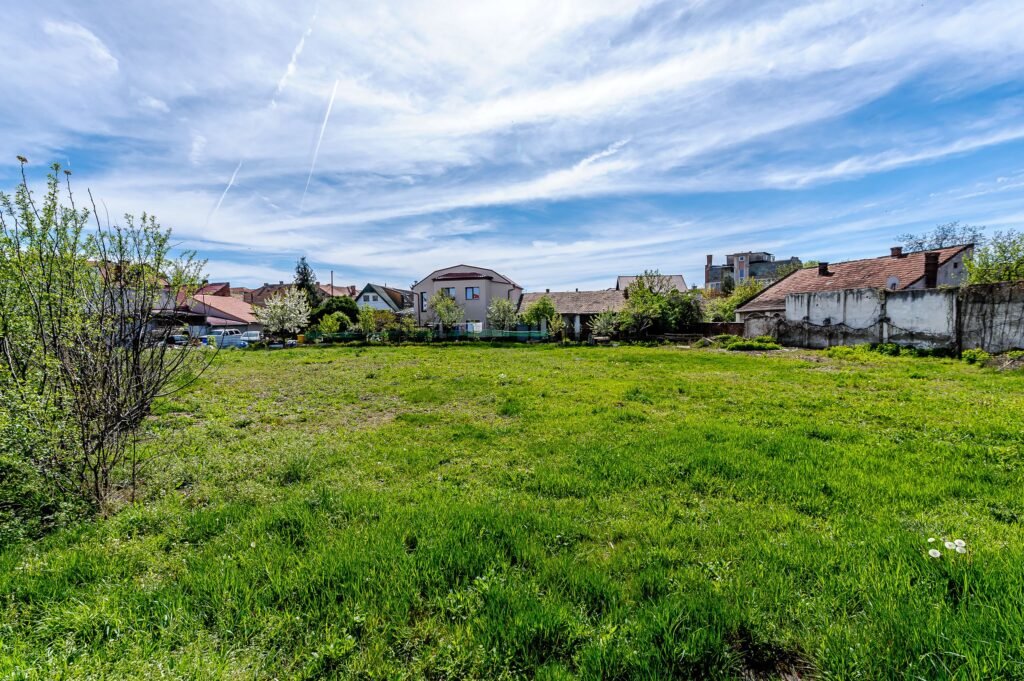 Proprietate rezervată Teren intravilan pe Strada Mărășești Comision 0 De vânzare Proprietate rezervată Teren intravilan pe Strada Mărășești Comision 0 în zona Central Arad 3