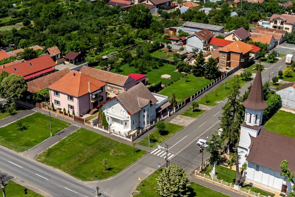 De vânzare Casă Sânicolaul Mic  cu 6 camere – zona Centrală – Comision 0% în zona Sannicolau Mic 6 camere 4 dormitoare Arad 15