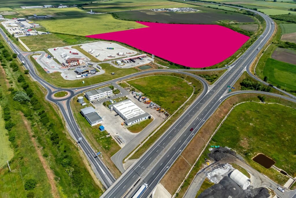 De vânzare Investiție strategică: Teren cu PUZ pentru un parc logistic în zona Periferie Arad 1