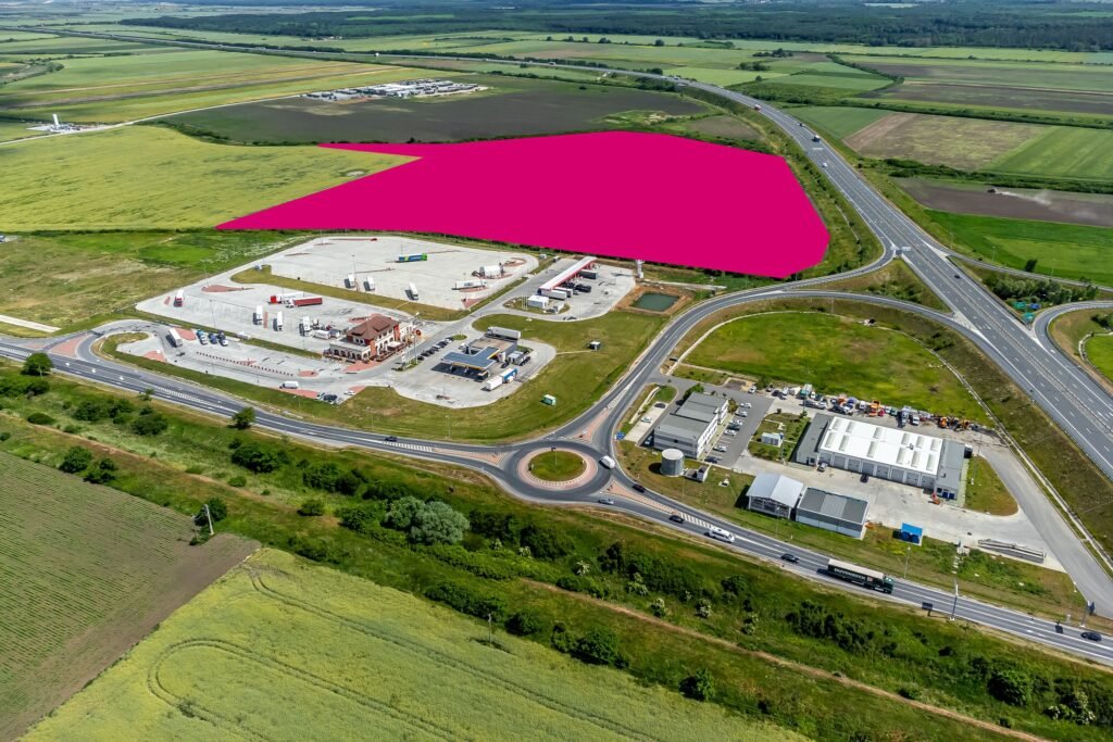 De vânzare Investiție strategică: Teren cu PUZ pentru un parc logistic în zona Periferie Arad 1