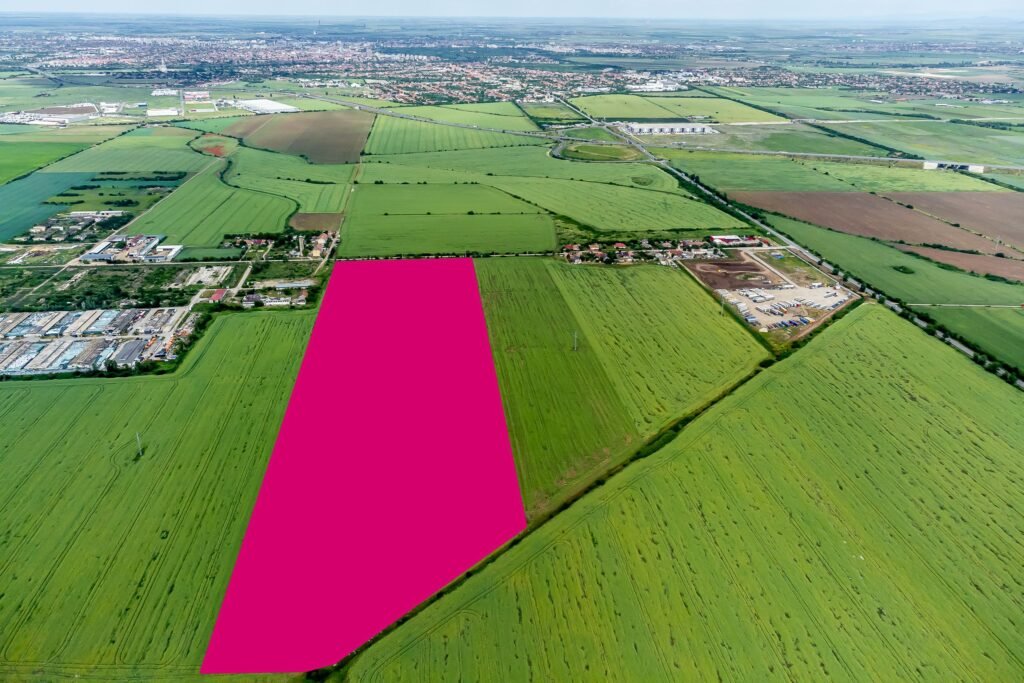 De vânzare Teren cu PUZ ideal pentru parc logistic și de servicii în zona Exterior Sud Arad 4