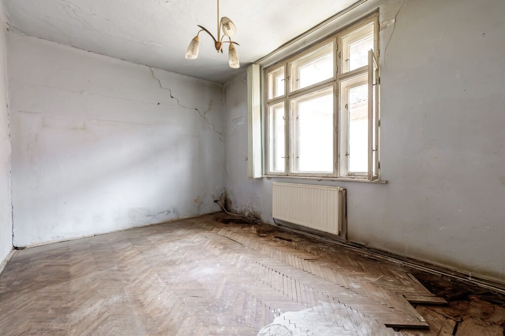 De vânzare Vânzare apartament 2 camere pe strada Mărășești în zona Central 2 camere 1 dormitor Arad 2