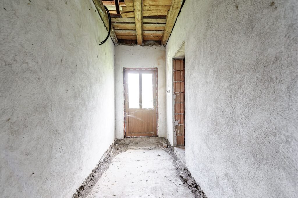 Casă de vânzare în Macea, la câțiva pași de Castelul Csernovics De vânzare Casă de vânzare în Macea, la câțiva pași de Castelul Csernovics în zona Arad 2 camere 2 dormitoare Arad 6