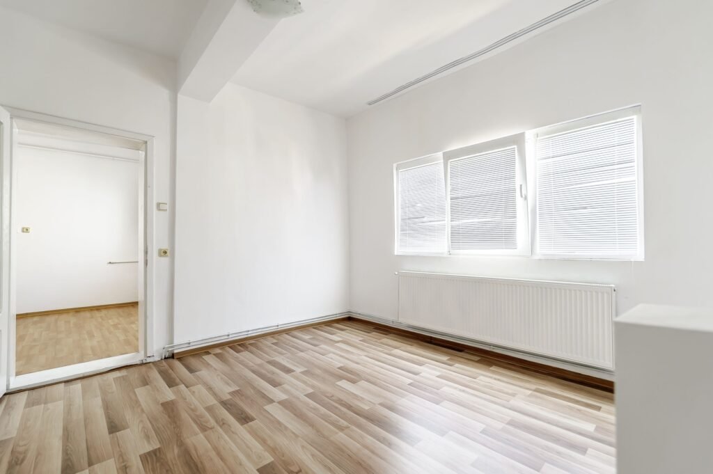 De vânzare Apartament 2 camere in Vladimirescu Str. Gării în zona Arad 2 camere Arad 2