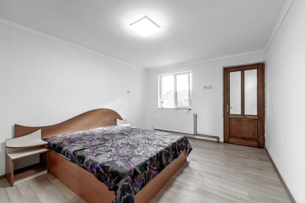 Fără comision! Casă 4 Camere – Sanleani – la 8 km de Arad – COMISION 0% în zona Arad 4 camere 3 dormitoare Arad 6