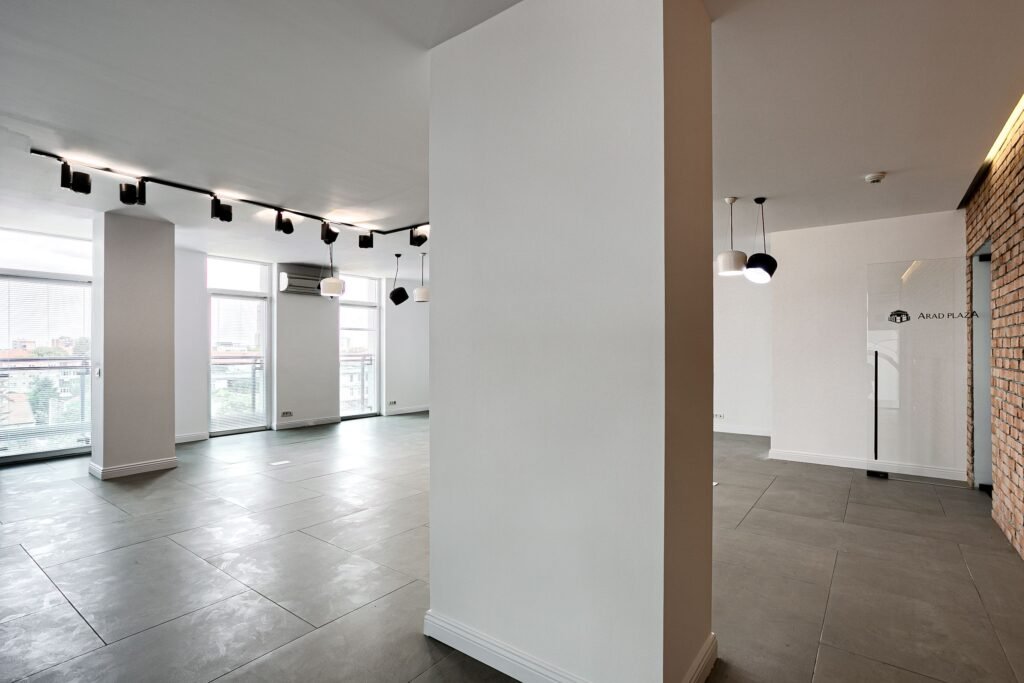 De închiriat De închiriat – Spațiu ultracentral de birouri în Arad cu parcare în zona Ultracentral 3 camere Arad 1