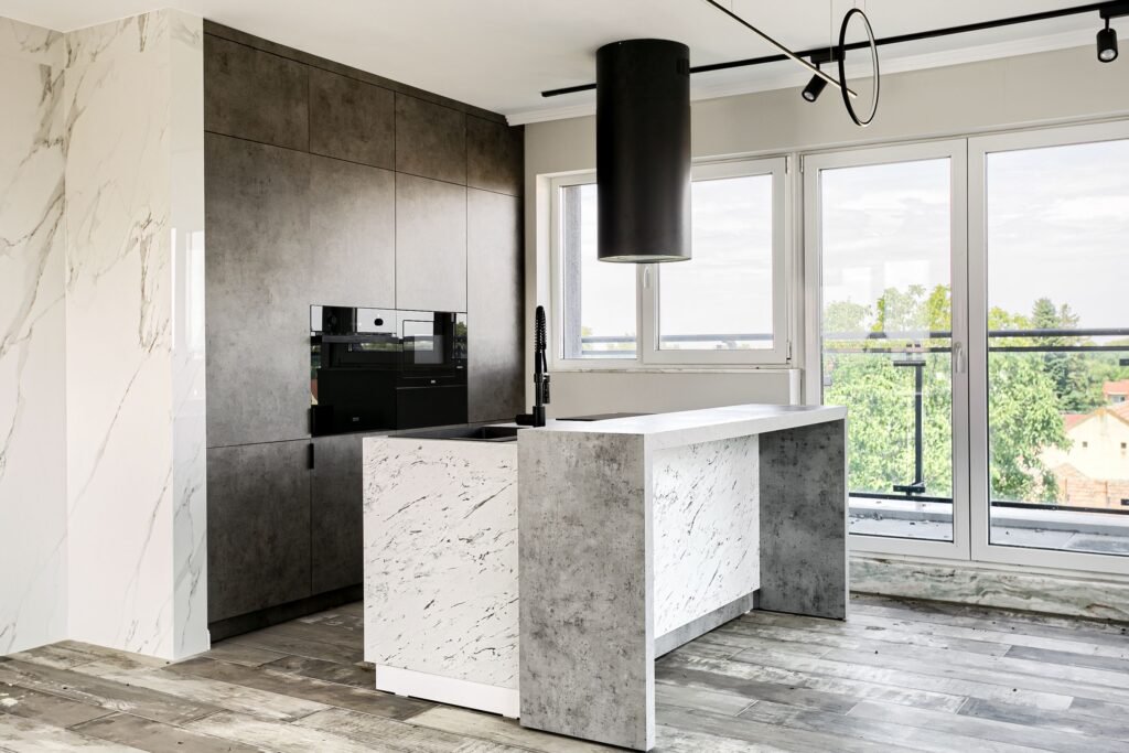 De vânzare Penthouse bloc nou lângă Malul Muresului în Arad în zona Ultracentral 2 camere 1 dormitor Arad 1