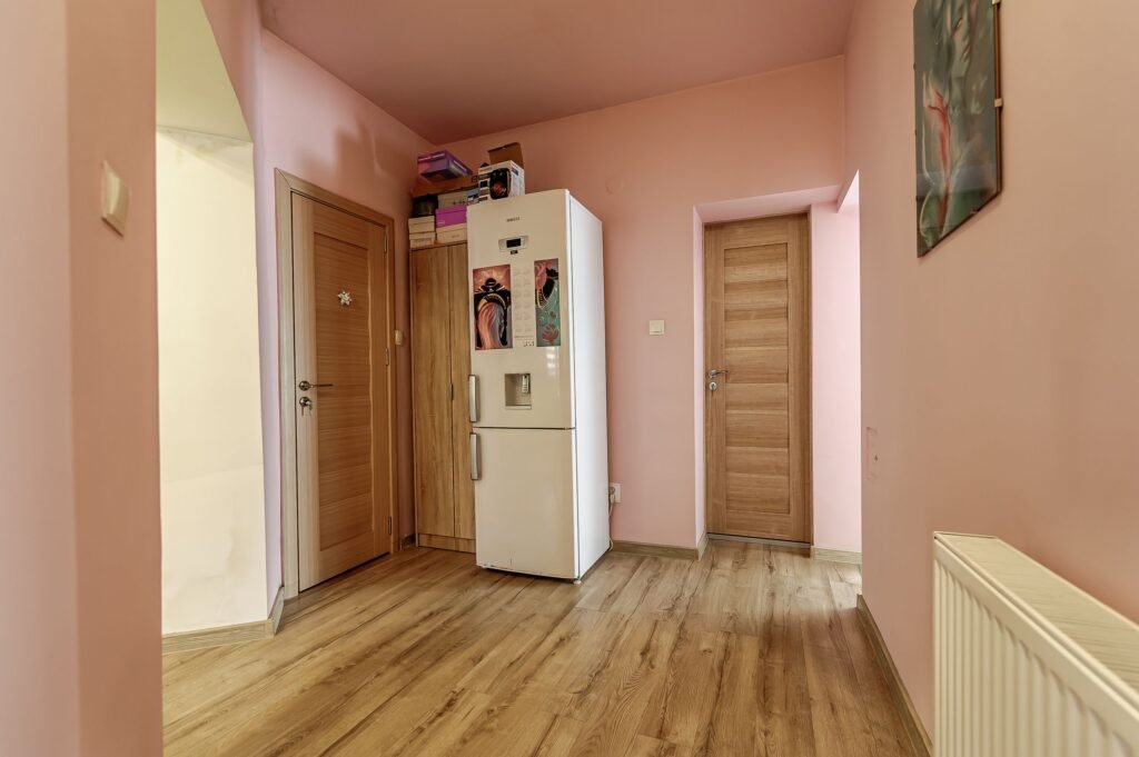 De vânzare REZERVAT!Apartament 2 camere spatios la casa individuala zona centrala în zona Ultracentral 2 camere 1 dormitor Arad 1