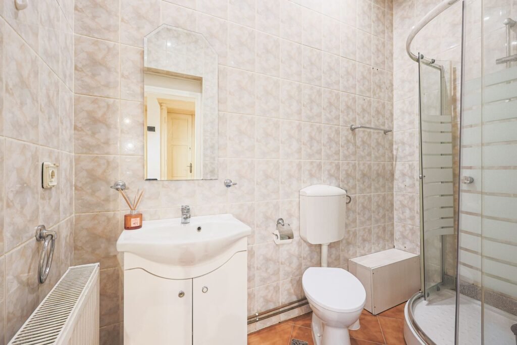 De închiriat De închiriat apartament ultracentral – Str. Crișan – COMISION 0% în zona Ultracentral 1 camera Arad 5