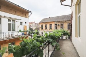De închiriat apartament ultracentral – Str. Crișan – COMISION 0% De închiriat De închiriat apartament ultracentral – Str. Crișan – COMISION 0% în zona Ultracentral 1 camera Arad 6