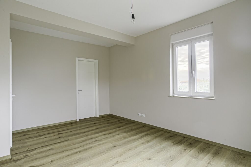 De vânzare REDUCERE Vila superba pe colt in cartierul Europa, Vladimirescu în zona Arad 5 camere 4 dormitoare Arad 1