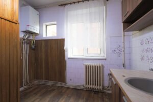 Apartament decomandat 3 camere – str. Horia – COMISION 0% De vânzare Apartament decomandat 3 camere – str. Horia – COMISION 0% în zona Ultracentral 3 camere 2 dormitoare Arad 4