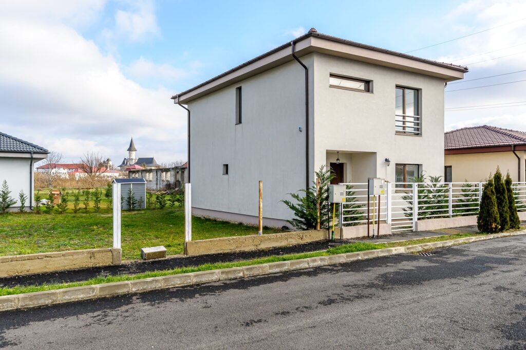 De vânzare REZERVAT! Casă modernă, elegantă cu spațiu pentru întreaga familie în zona Gai 4 camere 3 dormitoare Arad 3