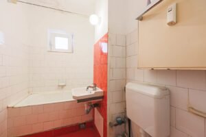 Apartament 2 Camere – Micalaca, Zona 300, Malul Mureșului – COMISION 0 De vânzare Apartament 2 Camere – Micalaca, Zona 300, Malul Mureșului – COMISION 0 în zona Malul Muresului 2 camere 1 dormitor Arad 5