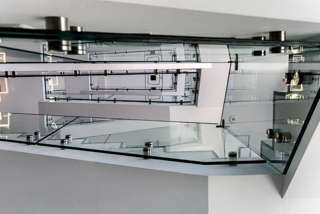 De închiriat Spațiu modern de inchiriat destinat clinicilor sau companiilor în zona Bancilor 7 camere Arad 1