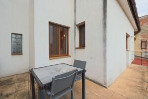 Apartament spațios cu 2 camere – terasă – str. Desseanu – COMISION 0% De vânzare Apartament spațios cu 2 camere – terasă – str. Desseanu – COMISION 0% în zona Ultracentral 2 camere 1 dormitor Arad 5