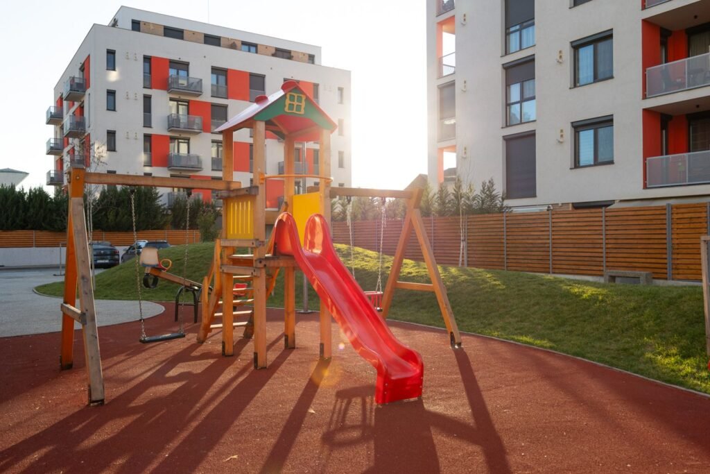 De vânzare PROPRIETATE VÂNDUTĂ! Apartament 2 camere direct de la DEZVOLTATOR în zona UTA 2 camere 1 dormitor Arad 1