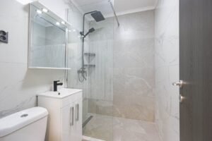 Apartament 2 camere, renovat și disponibil imediat în Fortuna/Vlaicu De vânzare Apartament 2 camere, renovat și disponibil imediat în Fortuna/Vlaicu în zona Fortuna 2 camere 1 dormitor Arad 3