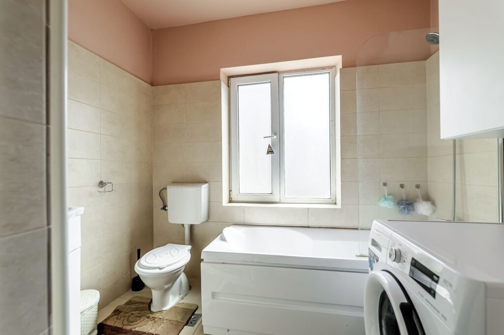 De vânzare Apartament 3 camere – Central – mobilat & utilat – COMISION 0% în zona Central 3 camere 2 dormitoare Arad 6